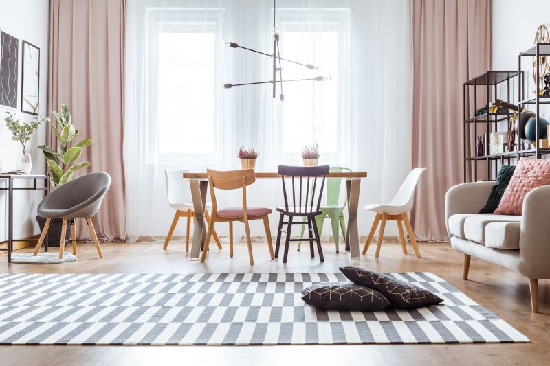 Curtain And Drape Installation